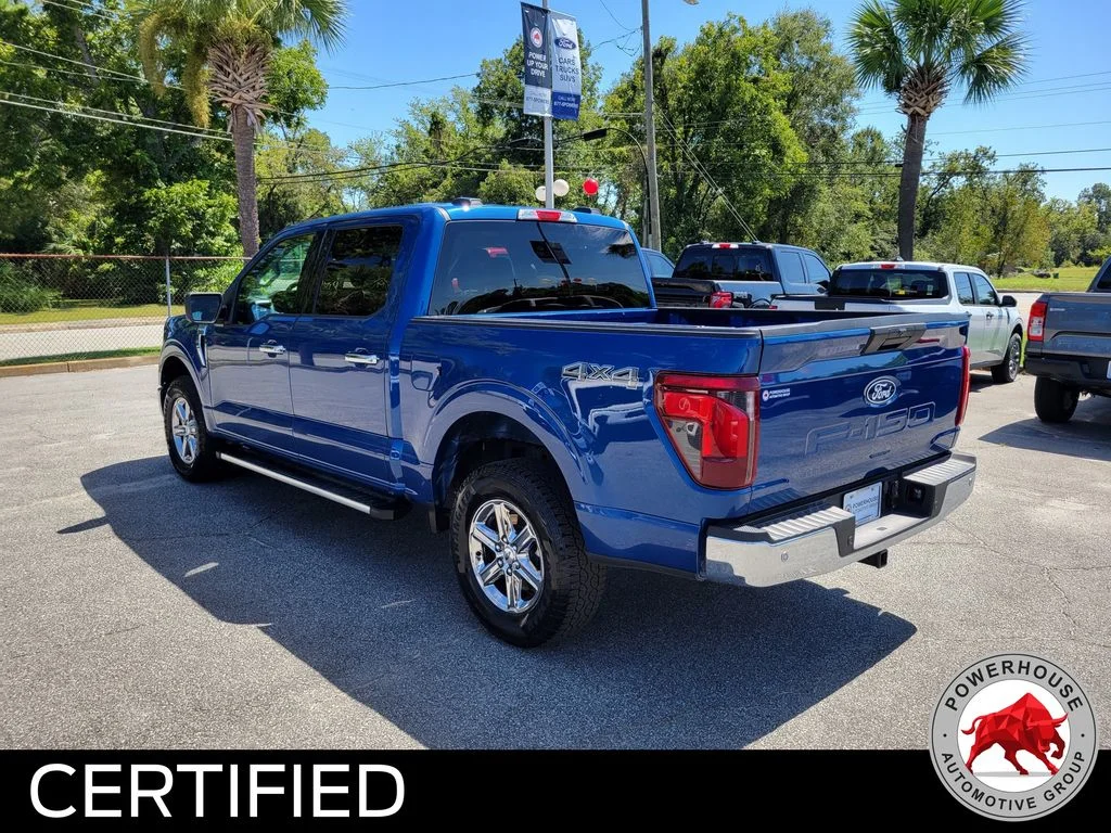 Used 2025 Blue Ford XLT image 4