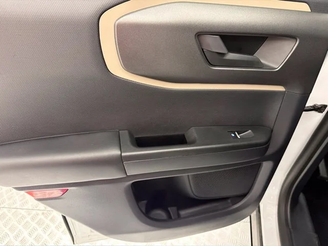 Used 2025 White Ford Big Bend image 9
