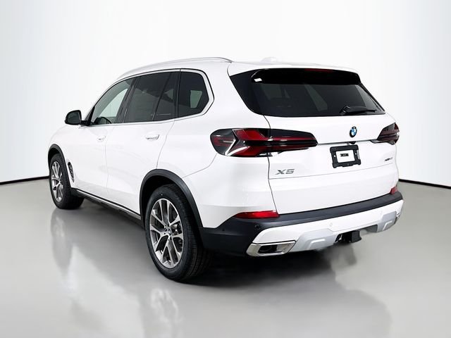 Used 2026 White Metallic BMW xDrive40i image 5