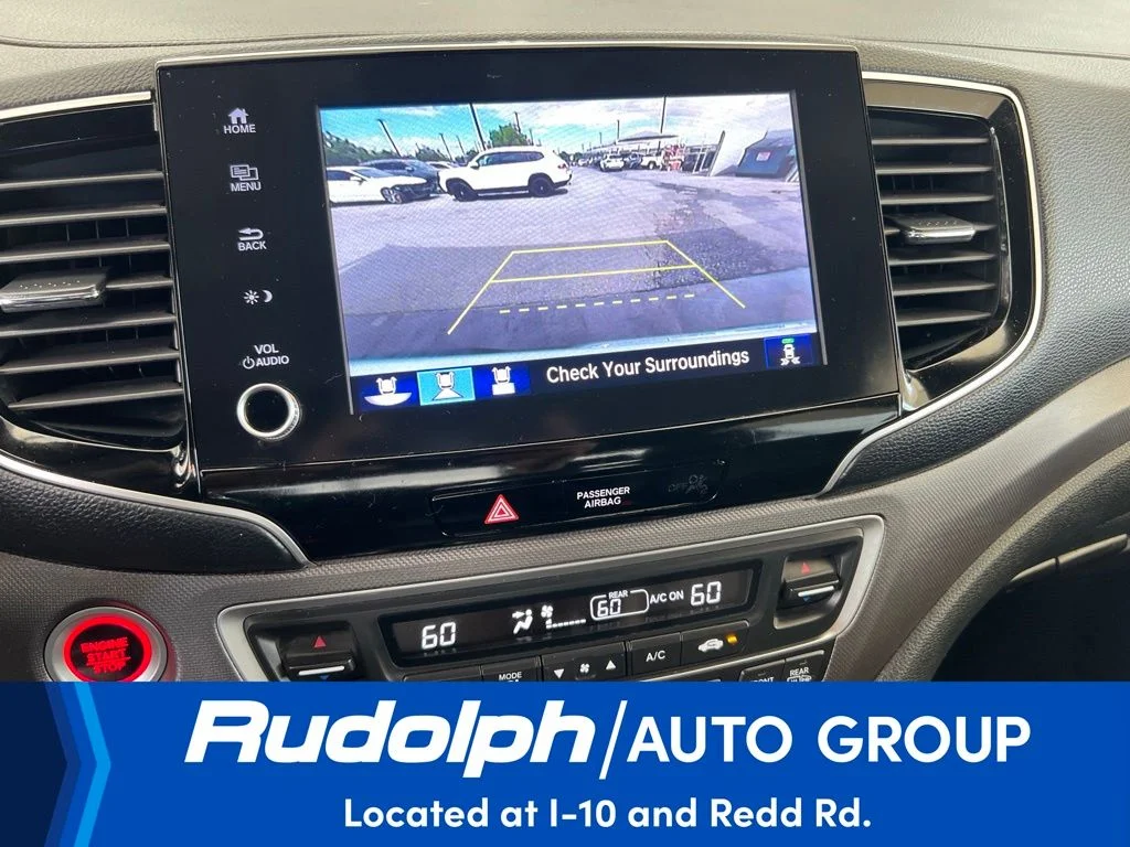 Used 2023 White Honda RTL image 19
