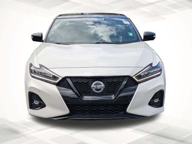 Used 2022 White Nissan SR image 9
