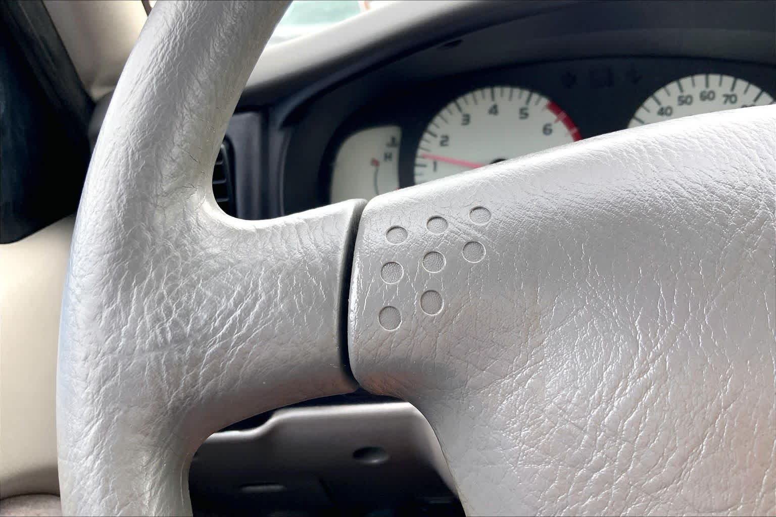 Used 2003 Lunar Mist Metallic Toyota PreRunner image 20