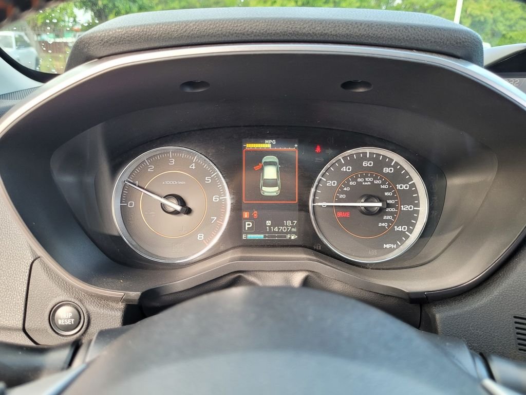 Used 2018 Silver Subaru 2.0i Limited image 24