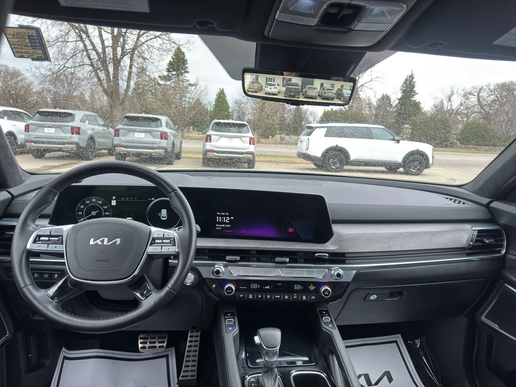 Used 2023 Wolf Gray Kia SX Prestige X-Line image 15