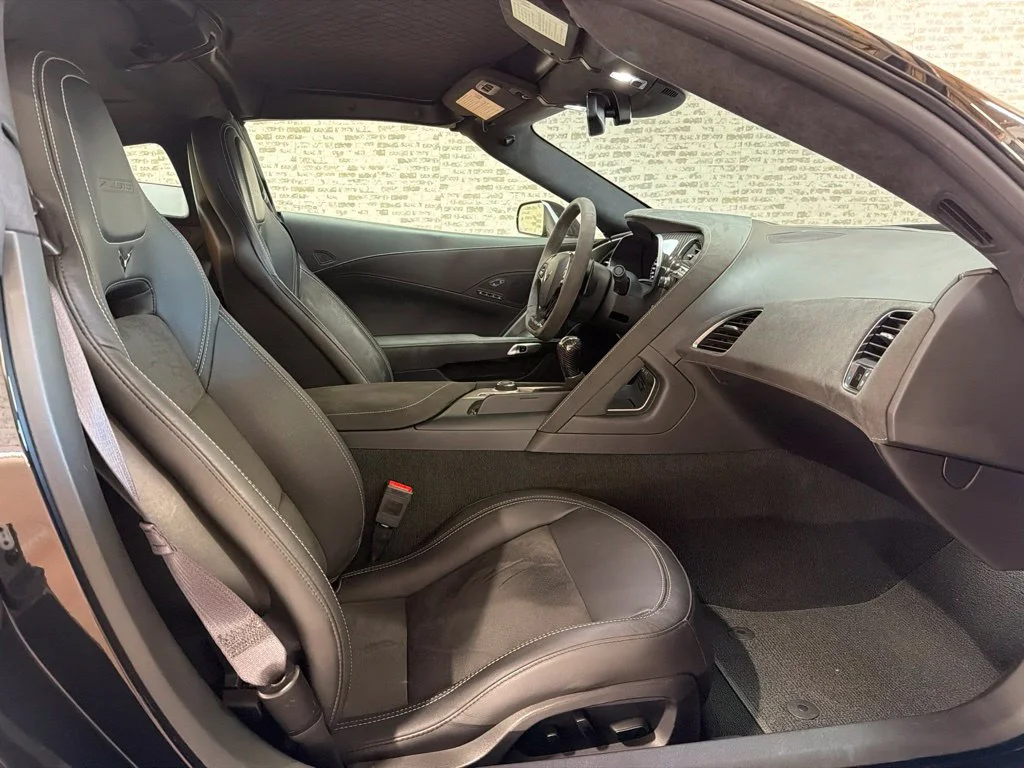 Used 2017 Black Chevrolet Z06 image 16