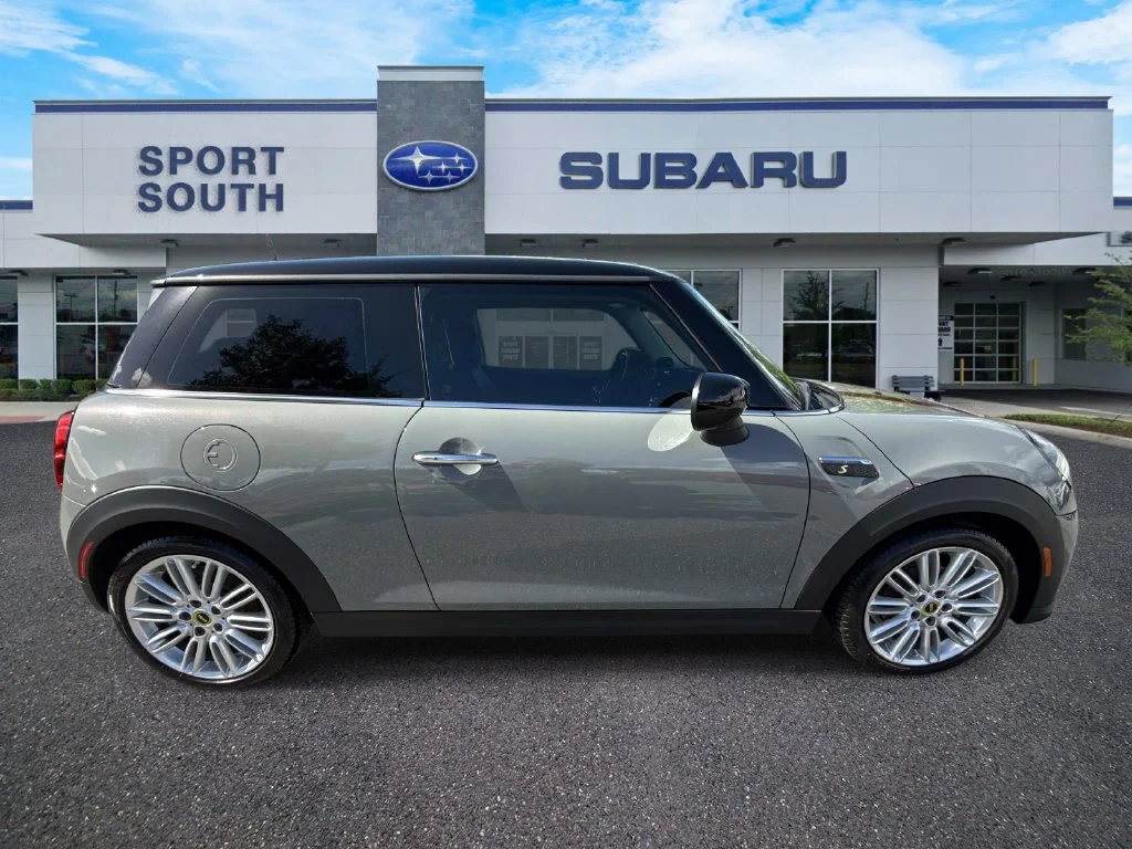 Used 2022 MINI Hardtop 2 Door SE with VIN WMW13DJ09N2P95074 for sale in Orlando, FL