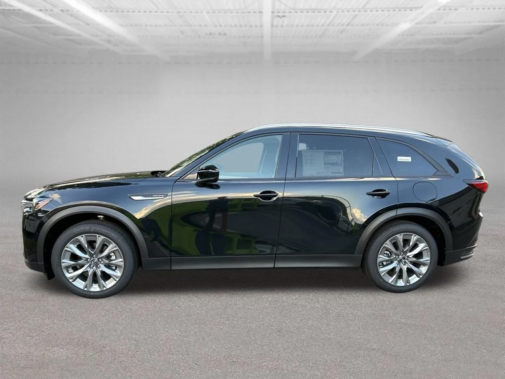 New 2026 Black Mazda 3.3 Turbo Preferred image 2