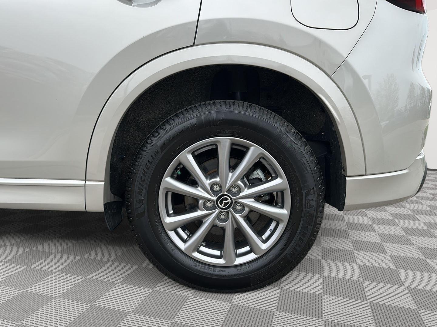Used 2024 Platinum Quartz Metallic Mazda 2.5 S Preferred Package image 10
