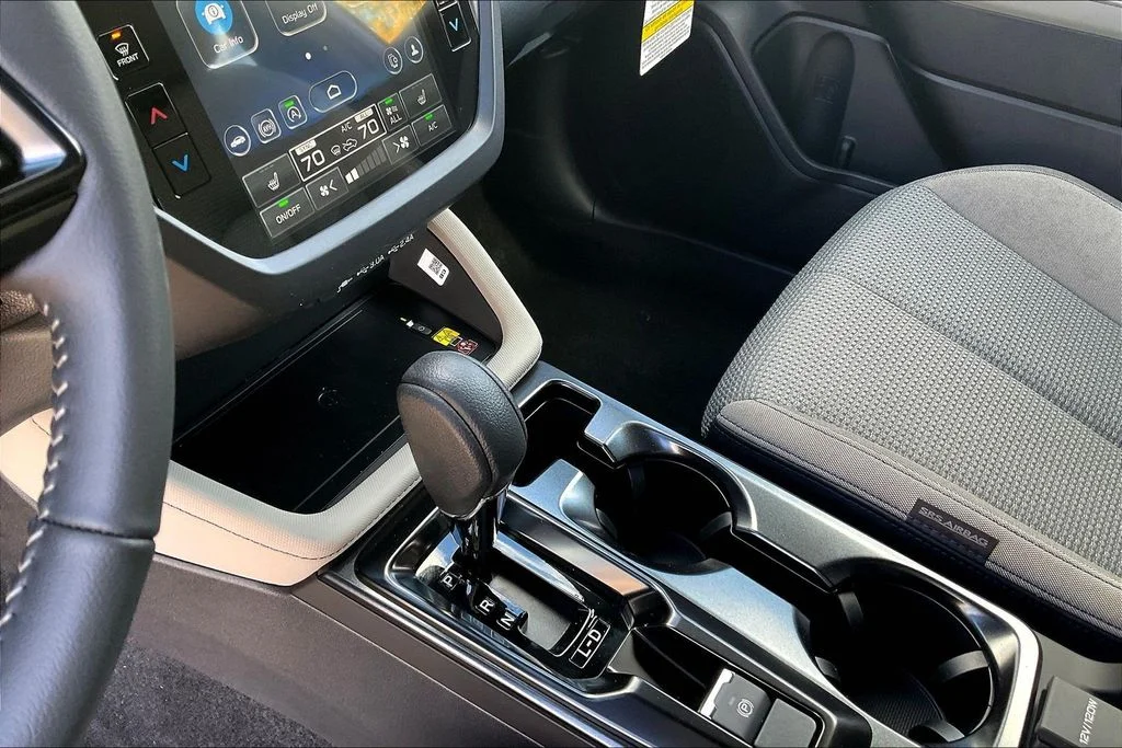New 2026 DAYBREAK BLUE PEARL Subaru Premium image 7