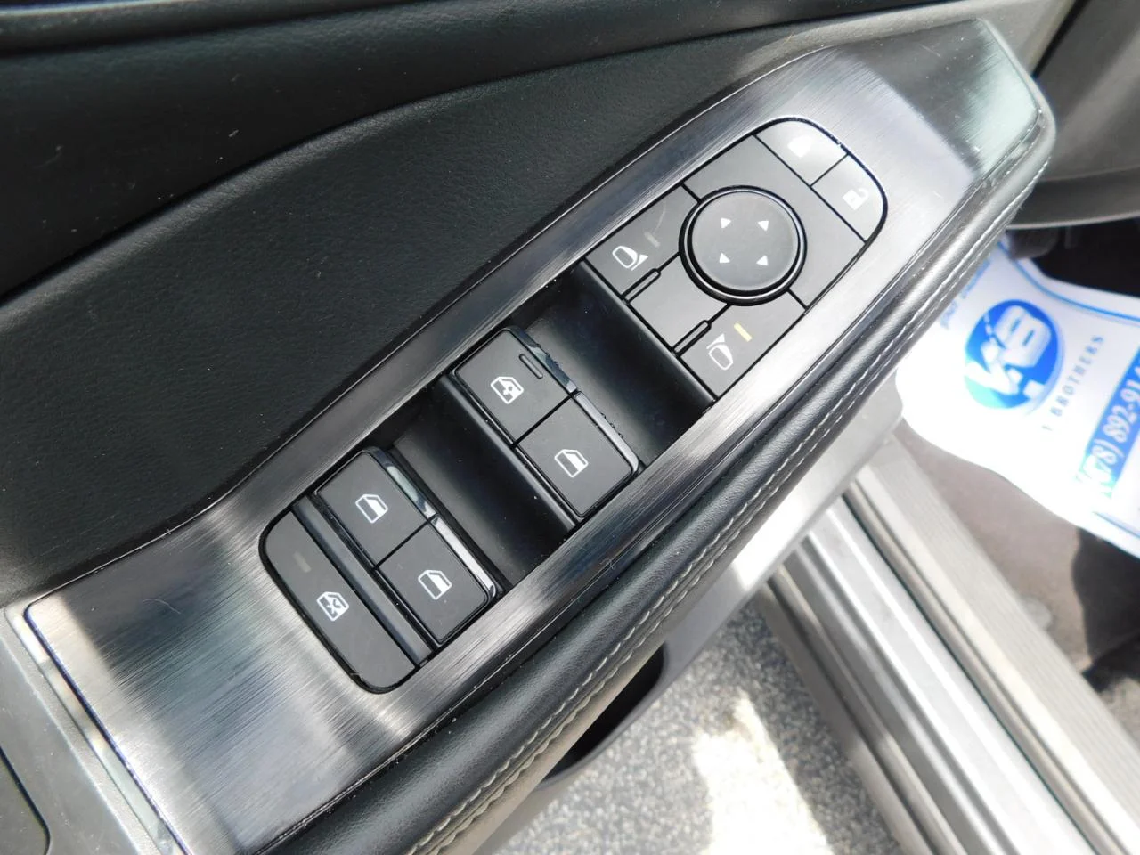 Used 2025 Gun Metallic Nissan AWD SV image 28