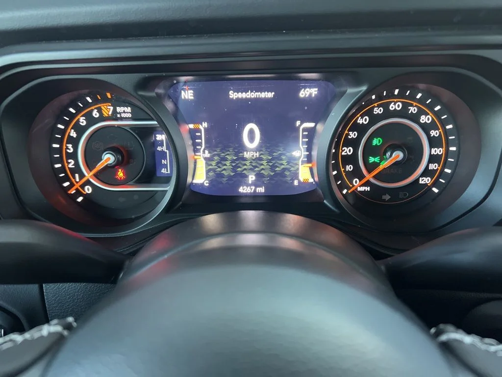 2025 Jeep Gladiator Rubicon - Photo 15