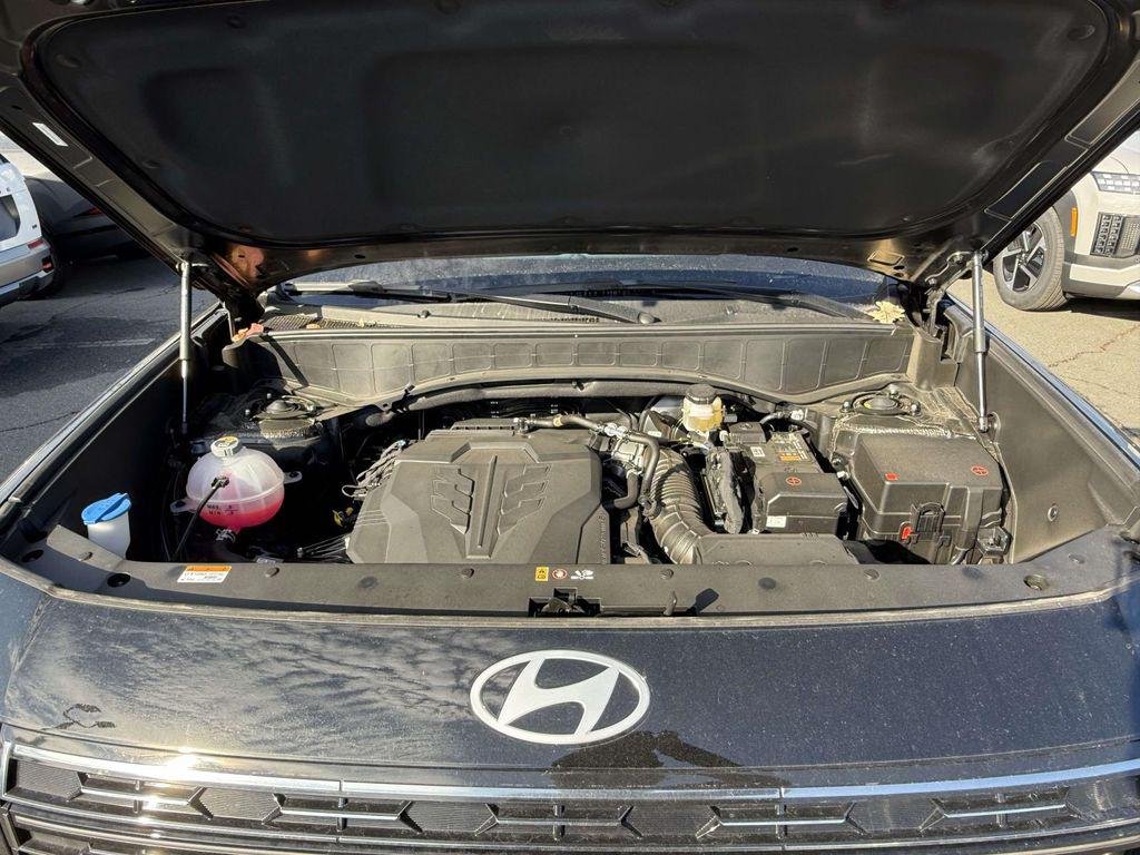 New 2026 Abyss Black Hyundai Calligraphy AWD image 13