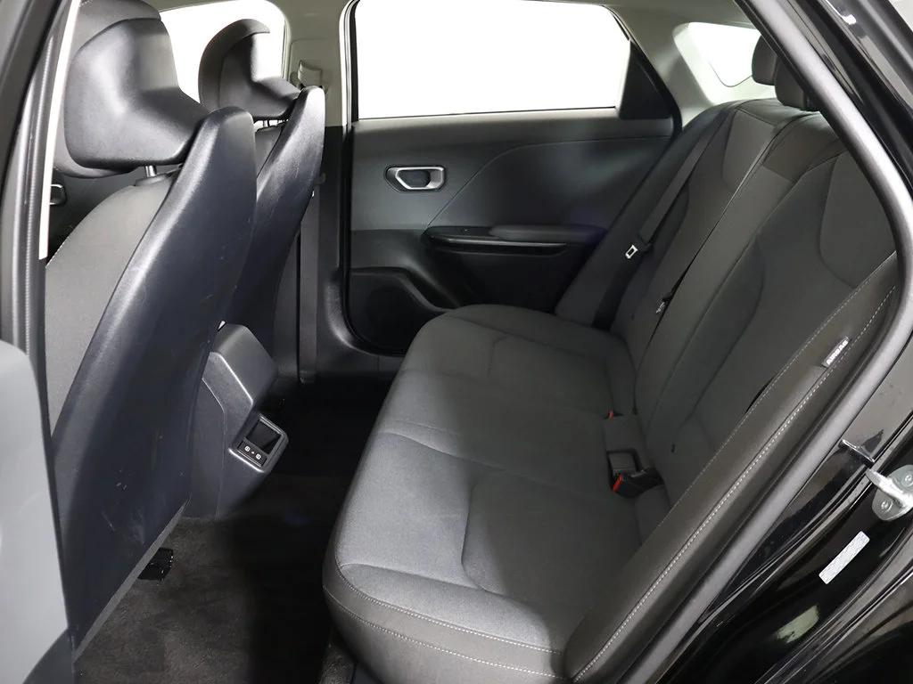 Used 2025 Black Kia LXS image 30