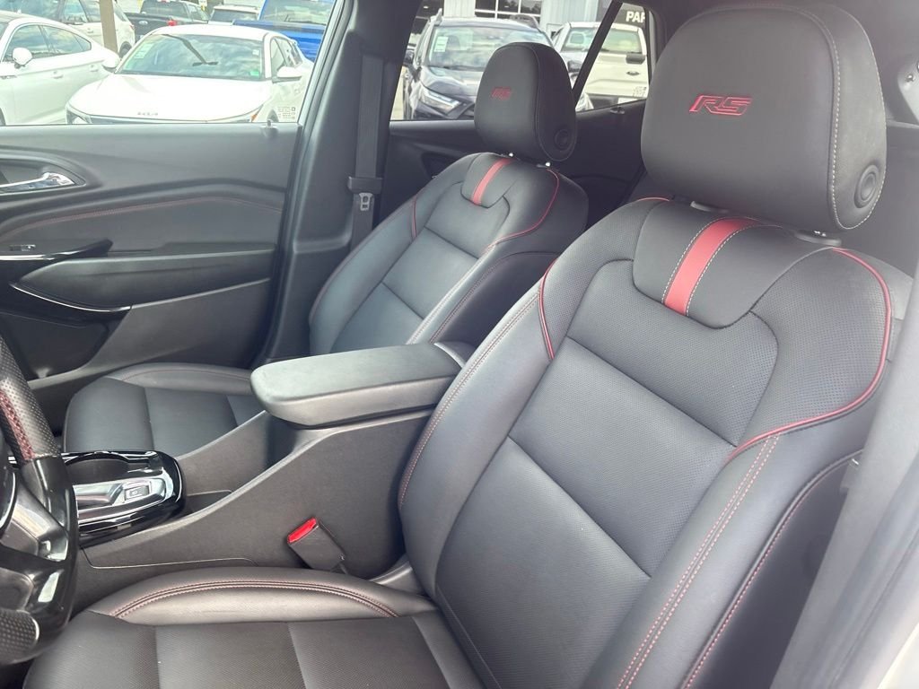 Used 2024 White Chevrolet 2RS image 33