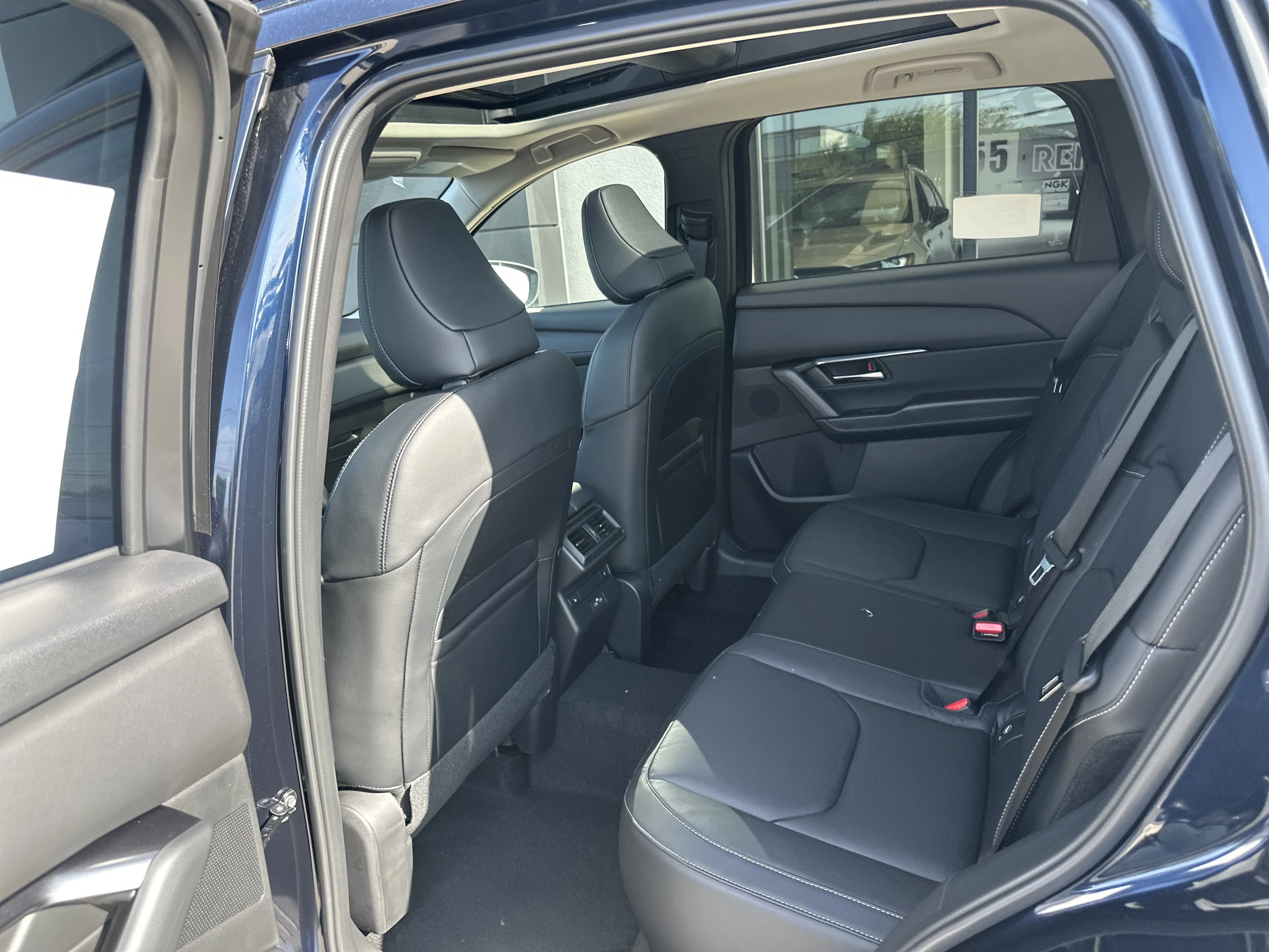 New 2026 Navy Blue Mica Mazda 2.5 S Premium Plus AWD image 19