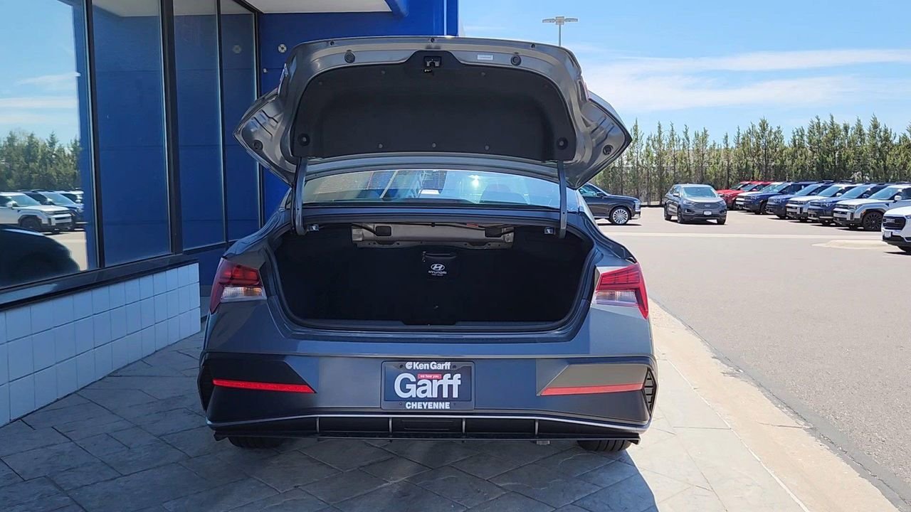 New 2026 Ecotronic Gray Hyundai SEL Sport Premium image 18