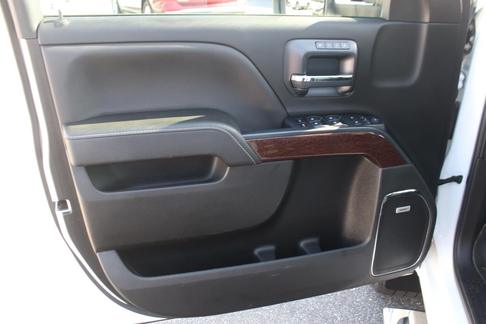 Used 2018 SUMMIT WHITE GMC SLT image 14