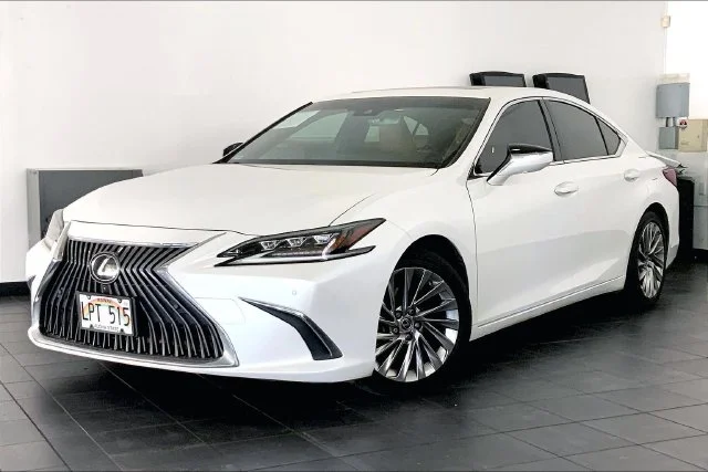 2019 Lexus ES