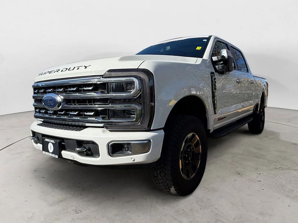 2024 Ford F-350 Platinum 4x4 Crew Cab 160 in SRW's photo