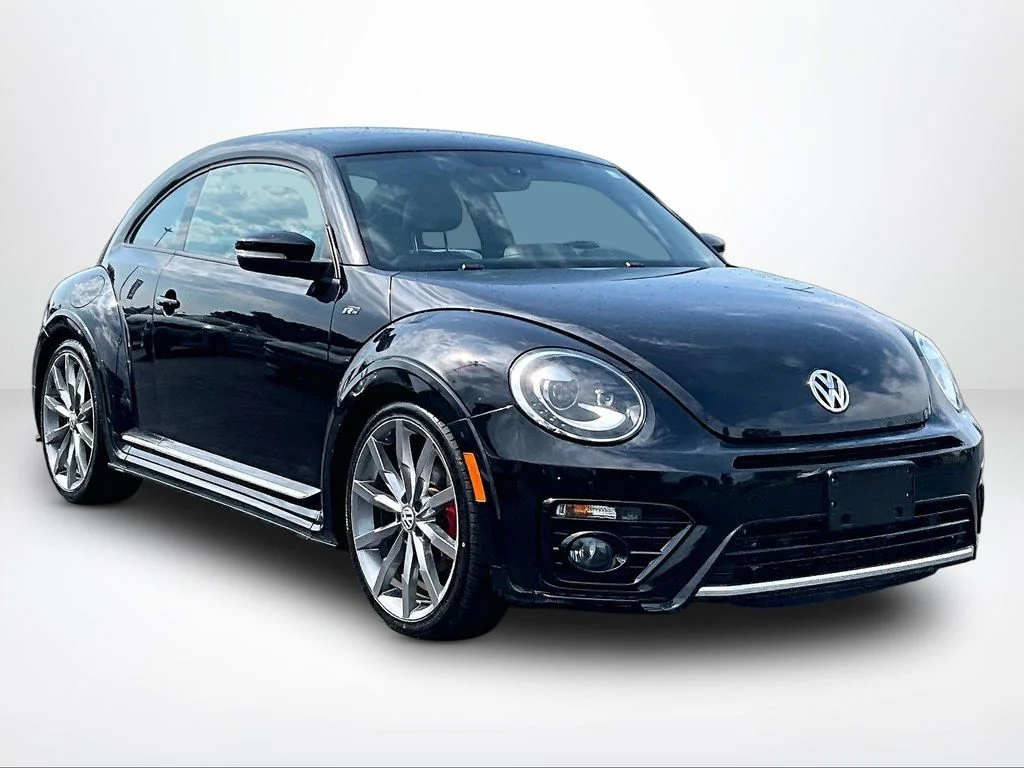 Used 2017 Black Volkswagen 2.0T R-Line image 12
