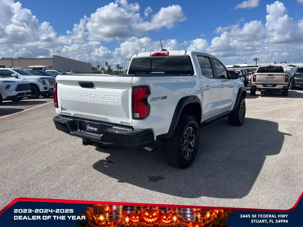 Used 2025 Summit White Chevrolet ZR2 image 5