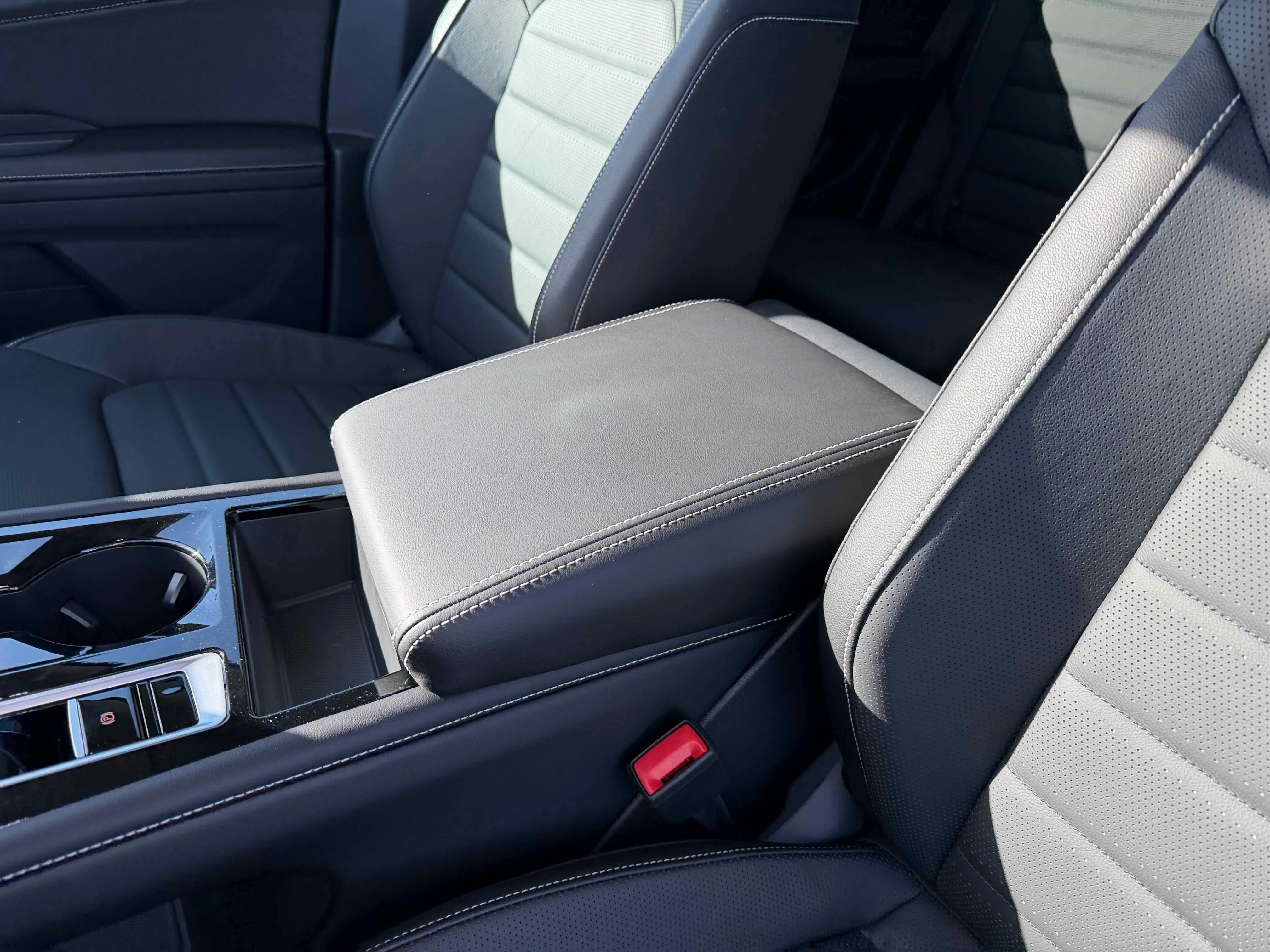 New 2026 Gray Volkswagen 2.0T SEL image 27