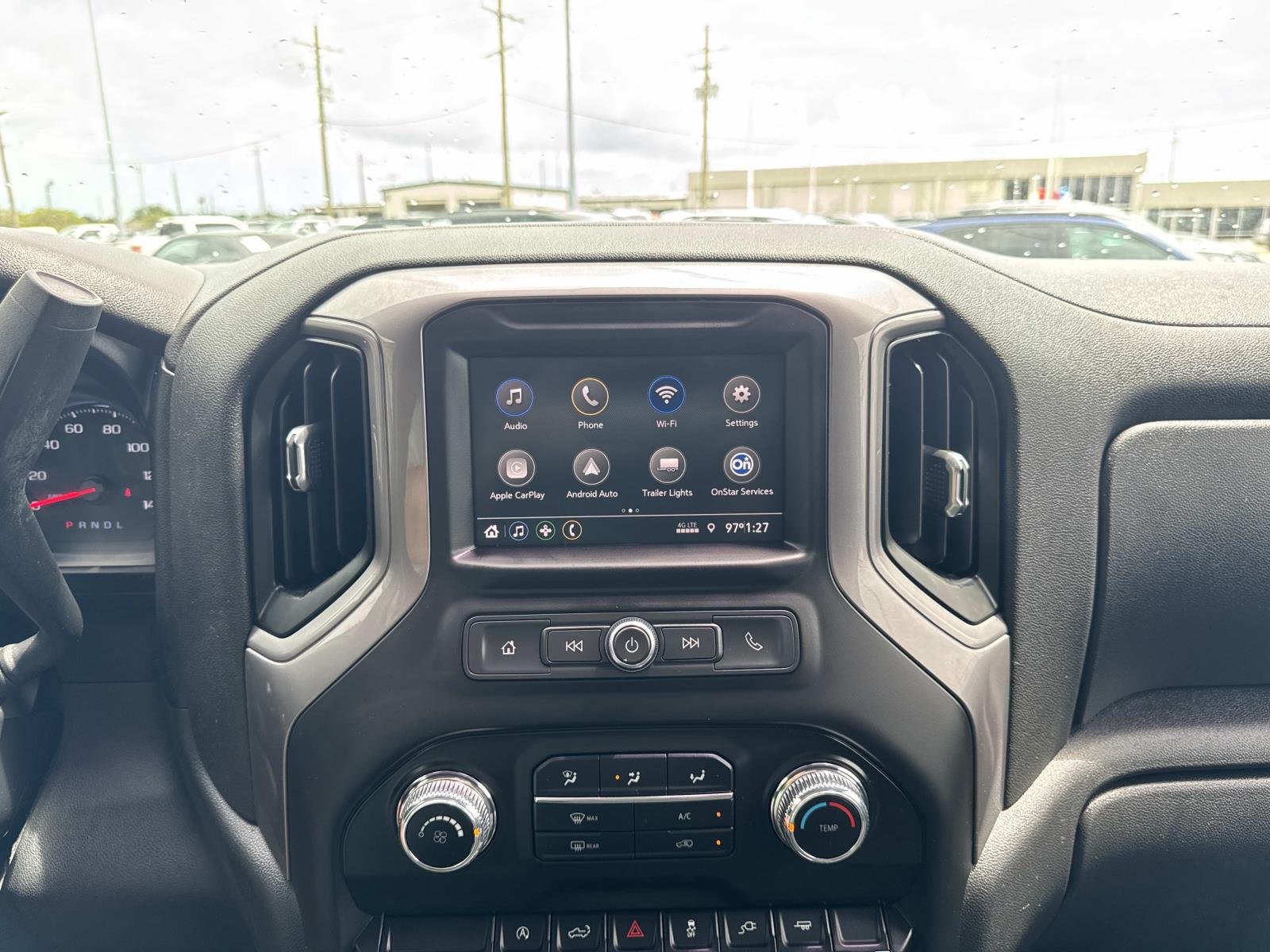 Used 2021 Summit White GMC  image 23