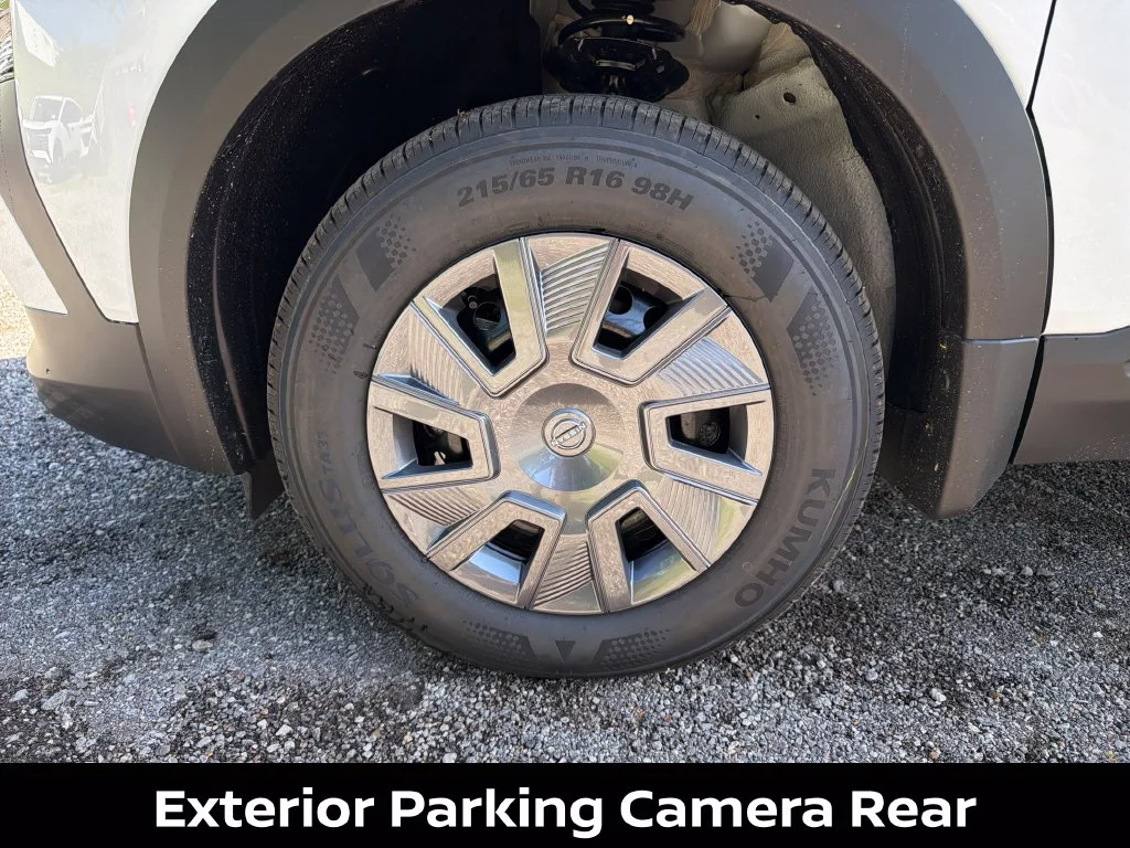 Certified Used 2026 White Nissan S image 32