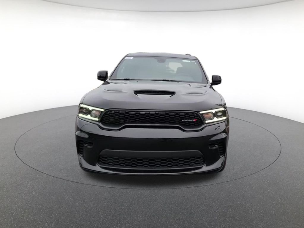 New 2026 Diamond Black Clear-Coat Exterior Paint Dodge GT HEMI V8 image 2