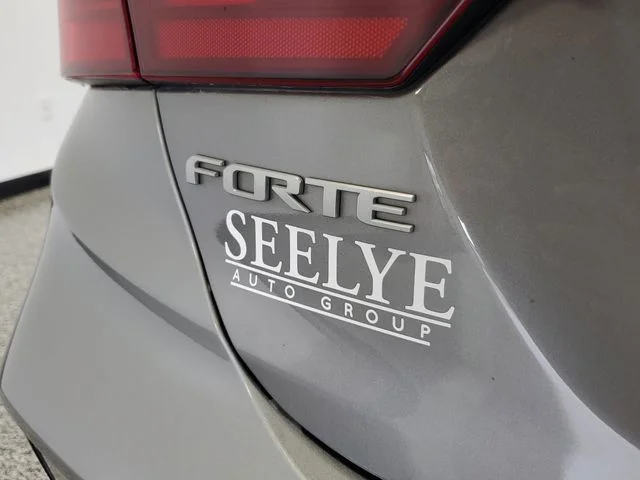 Certified Used 2024 Gray Kia GT-Line image 6