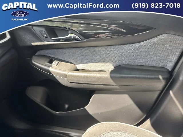 Used 2025 Gray Chevrolet LT image 28