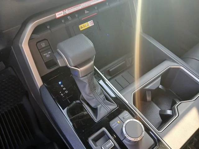2026 Toyota Tundra SR5 - Photo 18