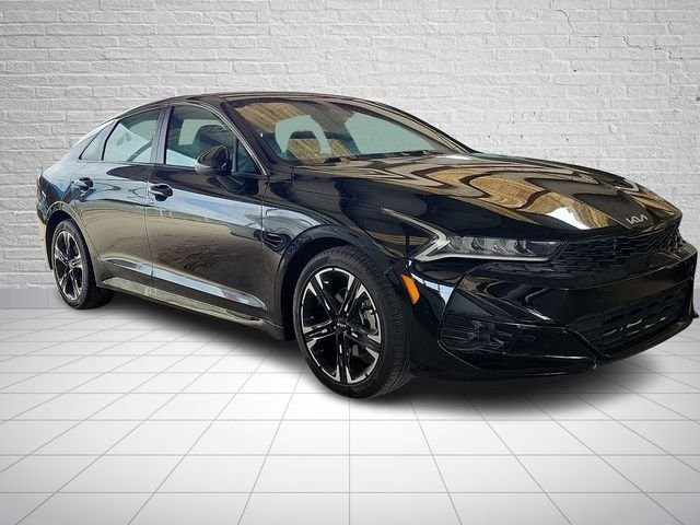 Used 2022 Black Kia GT-Line image 4