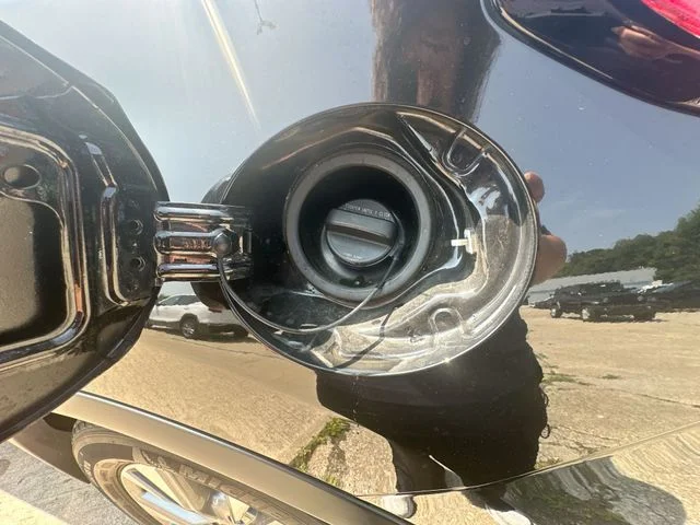 Used 2018 Black Nissan SL image 44