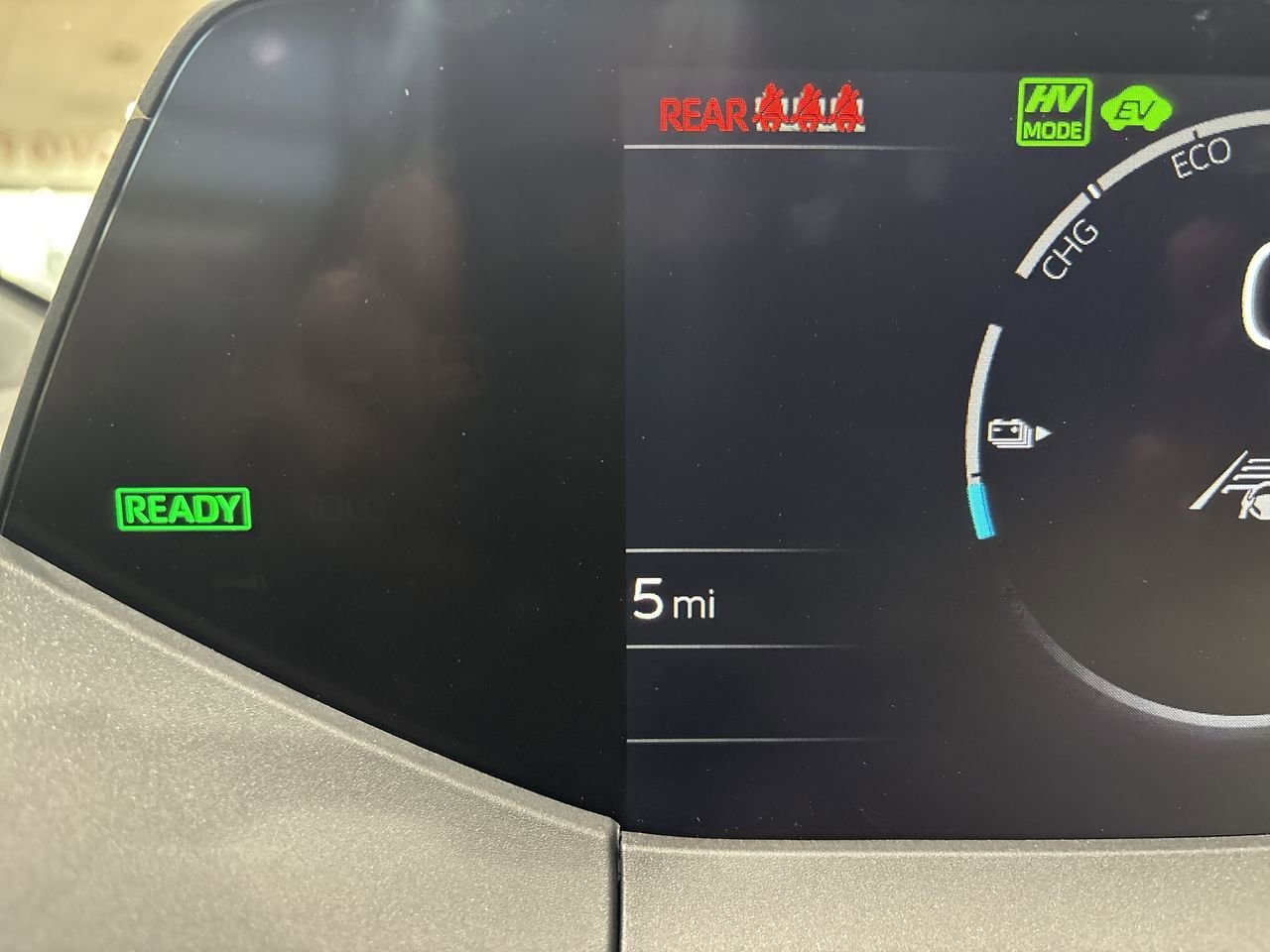 2026 Toyota Prius Plug-in Hybrid XSE - Photo 15