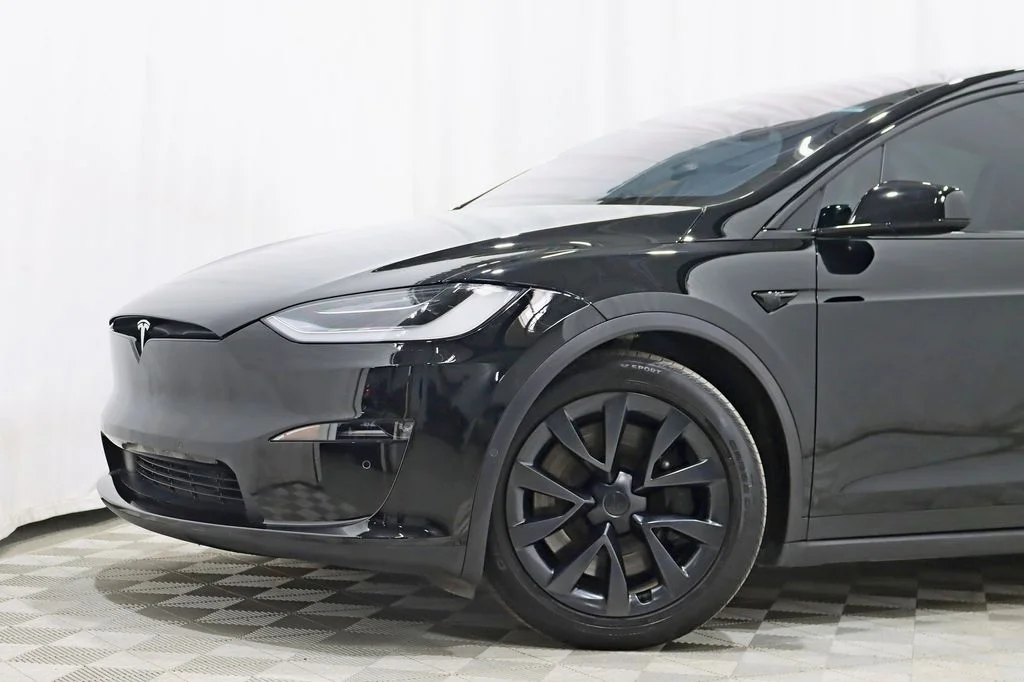2022 Tesla Model X Plaid