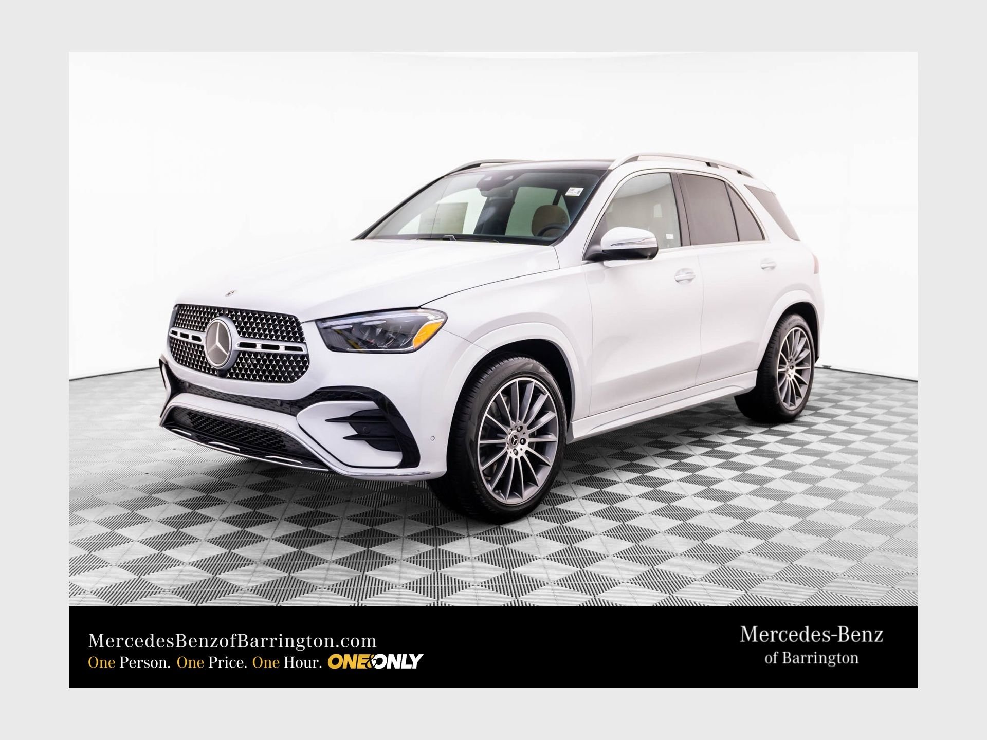 New 2026 MANUFAKTUR Moonlight White Metallic Mercedes-Benz GLE 350 image 1