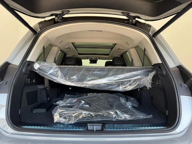 New 2026 MANUFAKTUR Alpine Gray Mercedes-Benz GLS 450 image 8