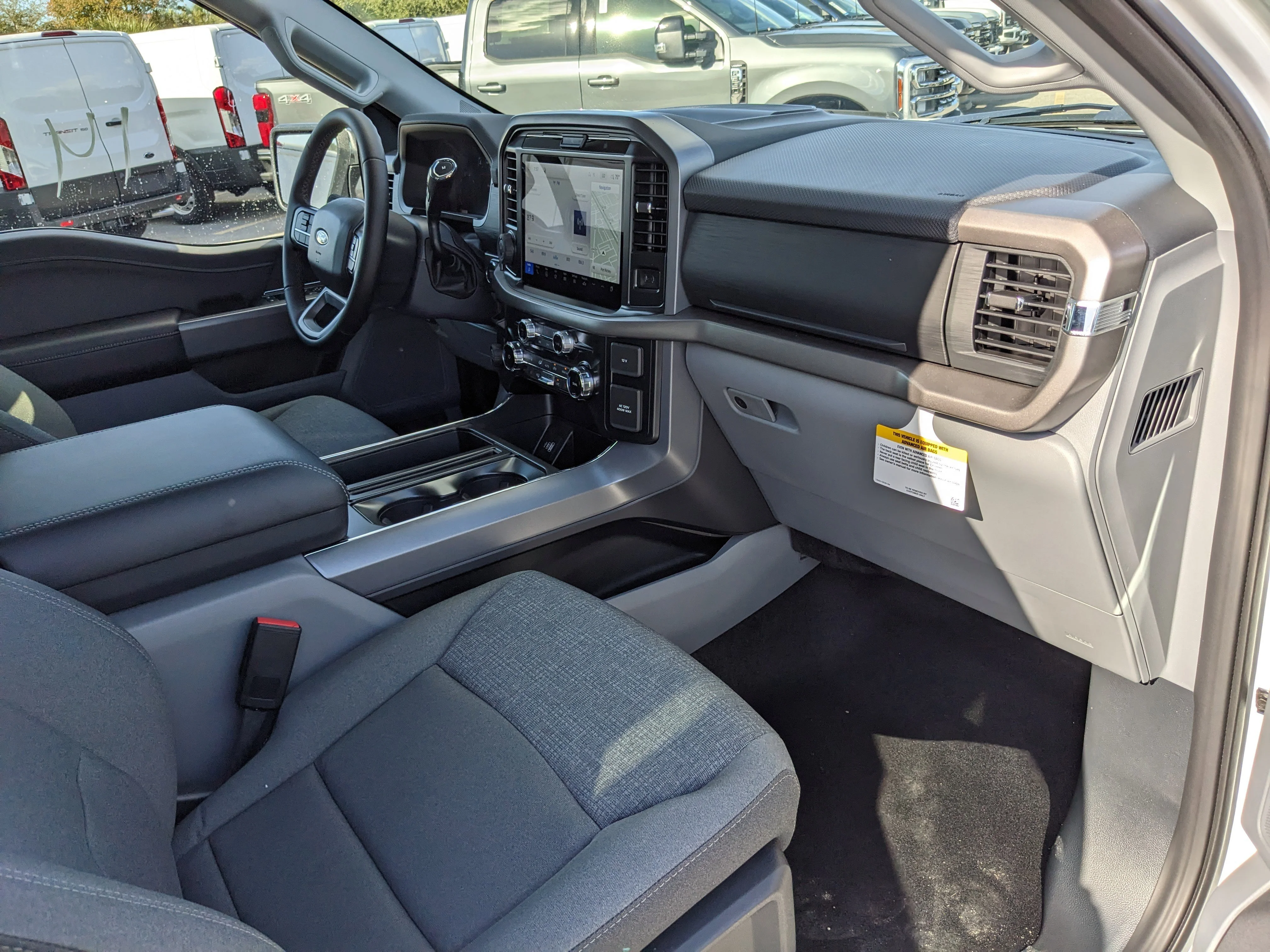 New 2026 Oxford White Ford XLT image 12