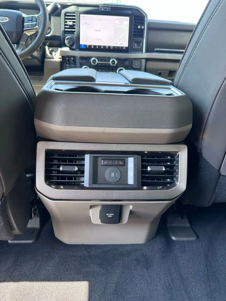 New 2026 Star White Metallic Tri-Coat Ford F-350® Platinum® image 29