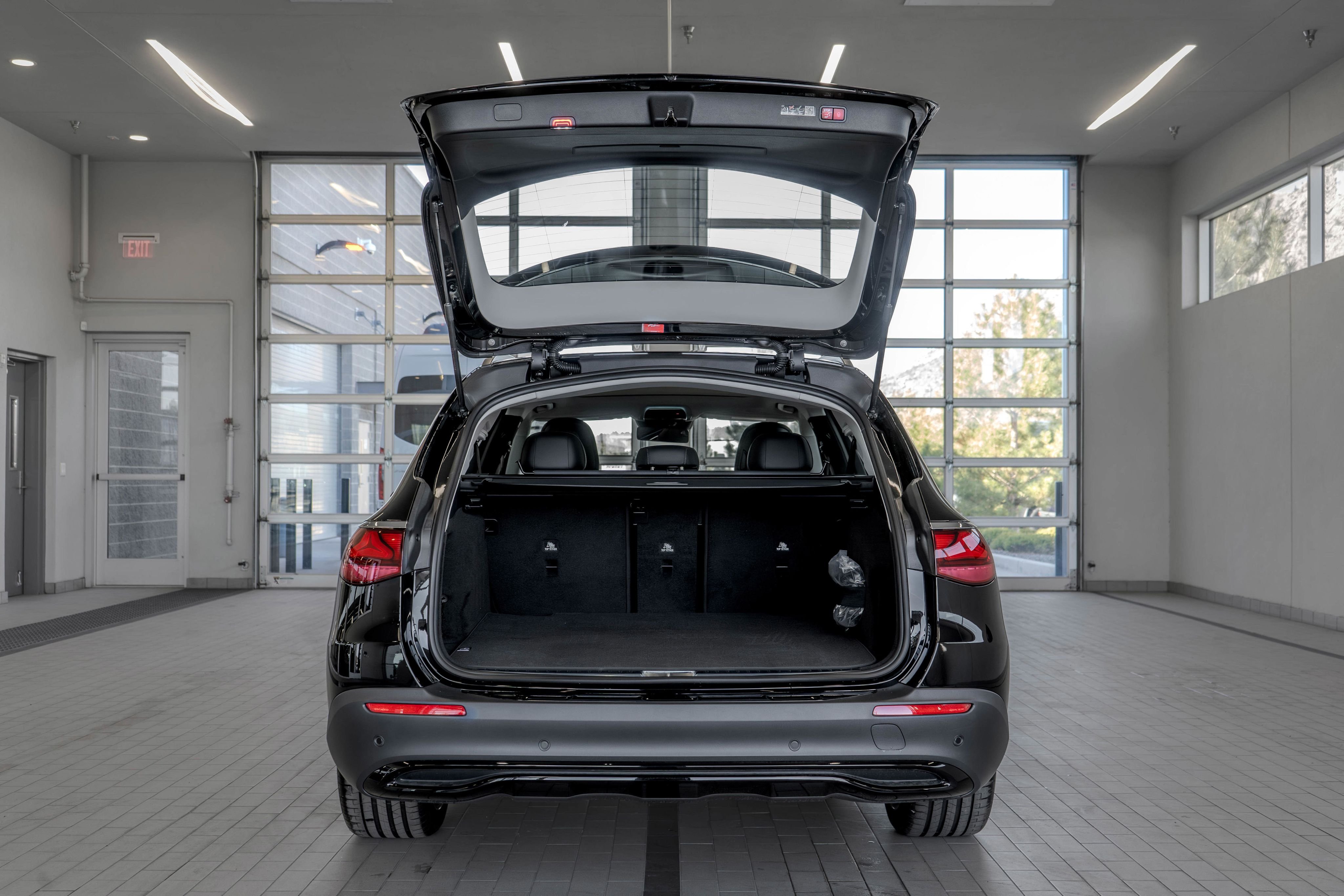 Used 2025 Black Mercedes-Benz E 450 image 15