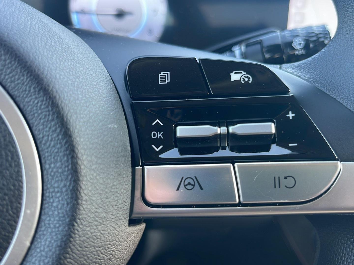 2024 Hyundai Elantra SEL - Photo 25