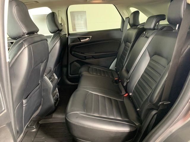 Used 2024 Gray Ford SEL image 7