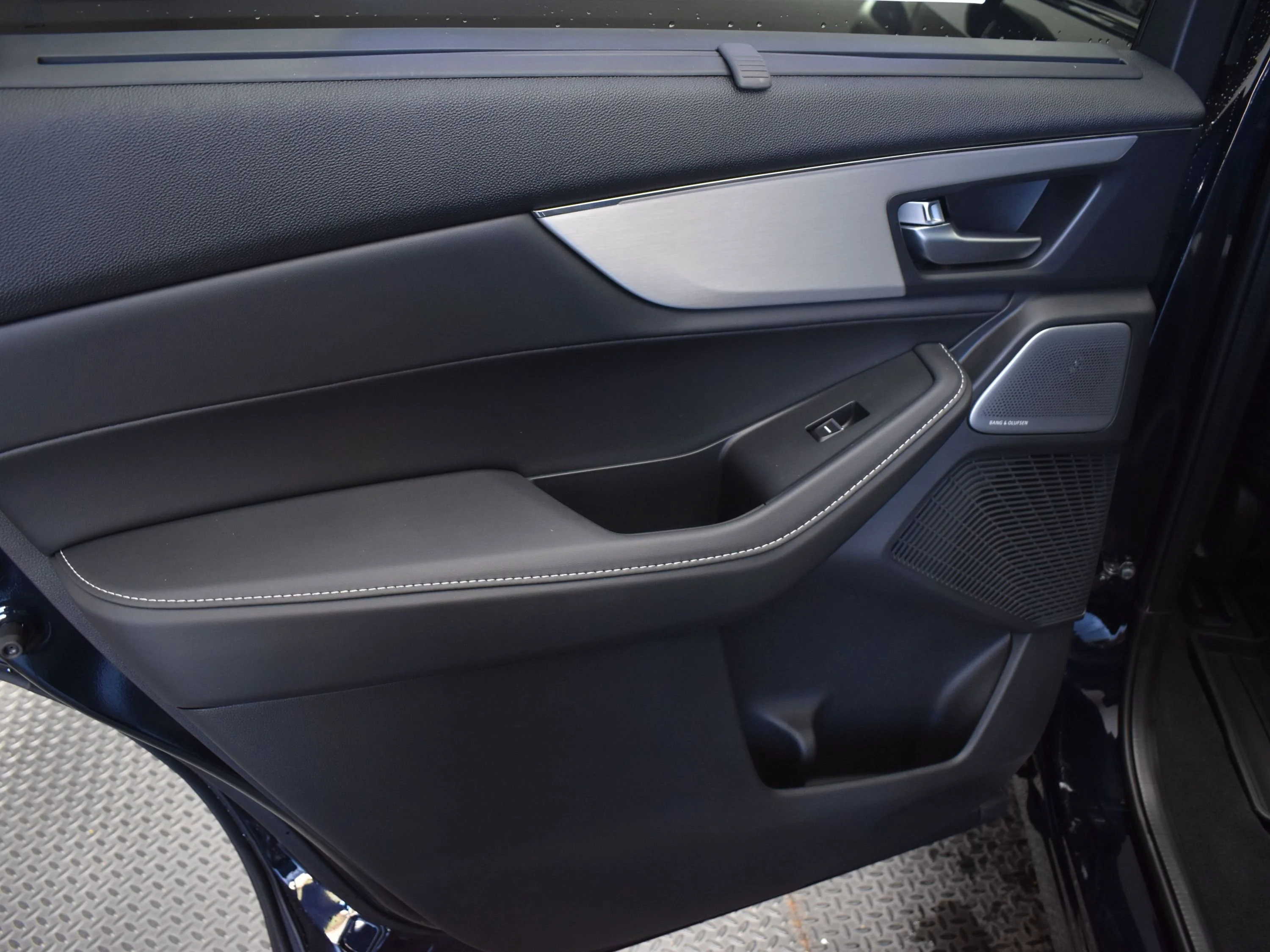 New 2026 Black Acura w/Technology Package image 23