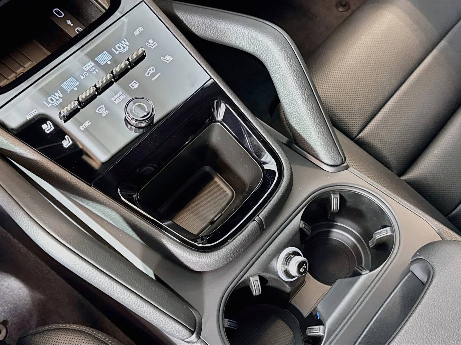 New 2026 Vanadium Grey Metallic Porsche  image 19