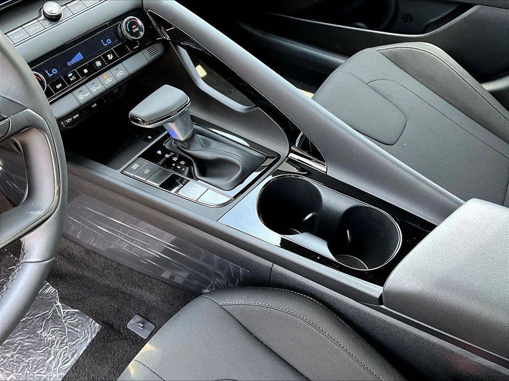2026 Hyundai Elantra Blue - Photo 24