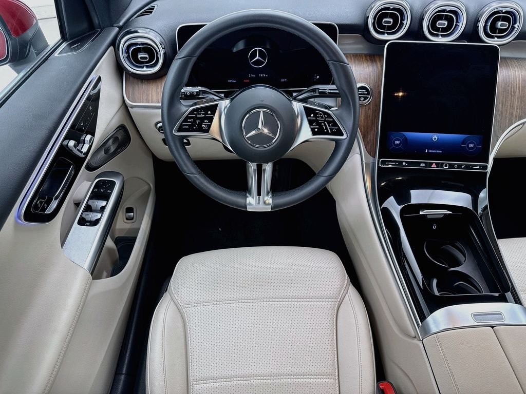 Certified Used 2026 MANUFAKTUR Patagonia Red Metallic Mercedes-Benz GLC 300 image 10