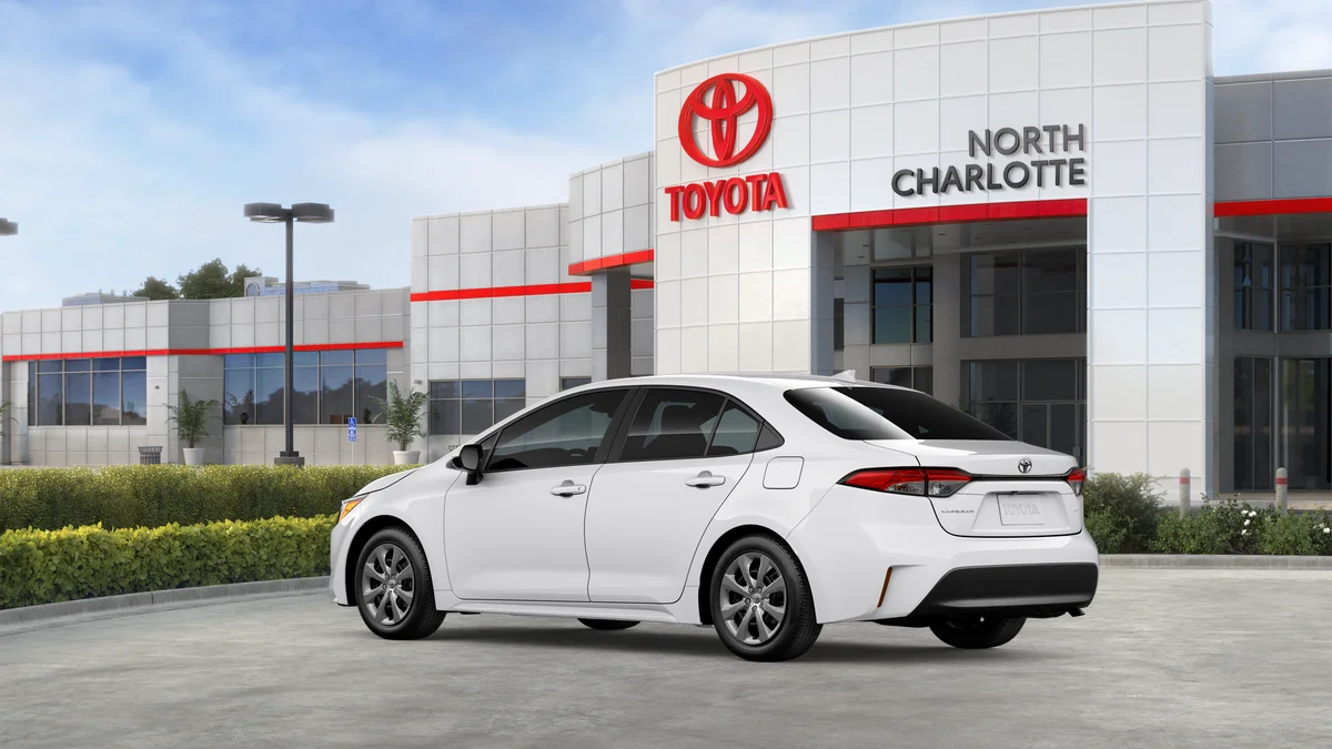 New 2026 Ice Cap Toyota LE image 28