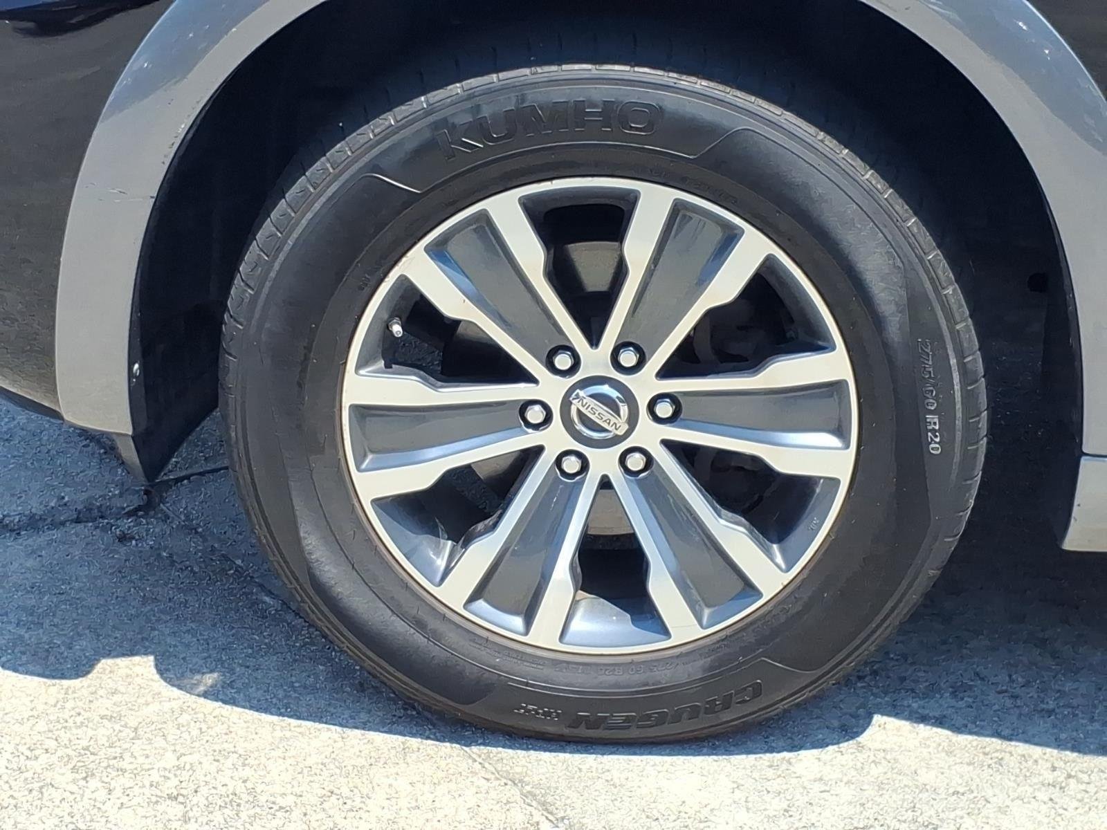 Used 2019 Super Black Nissan SL image 4