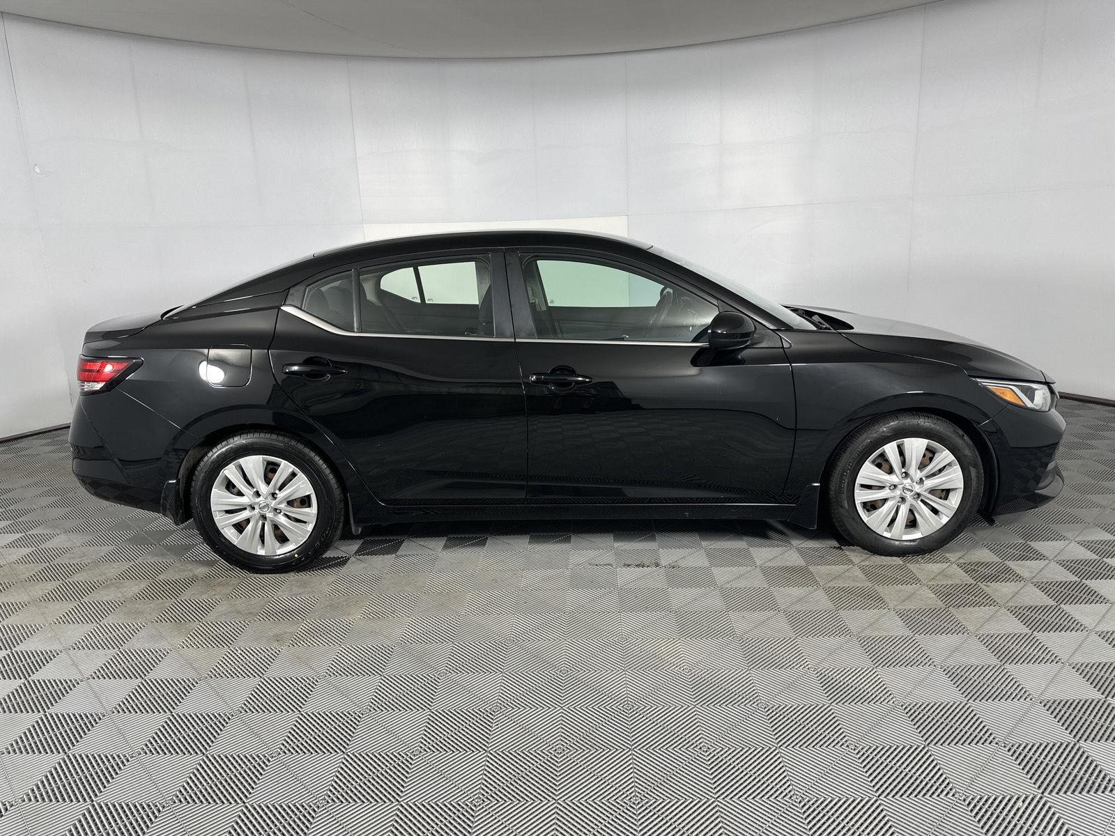 Used 2020 Super Black Nissan S image 9
